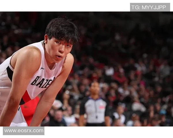 山西外援诺威尔上半场表现惊艳15投10中砍下24分NBA经历丰富引关注